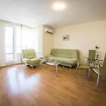 Nessebar And Apartment *